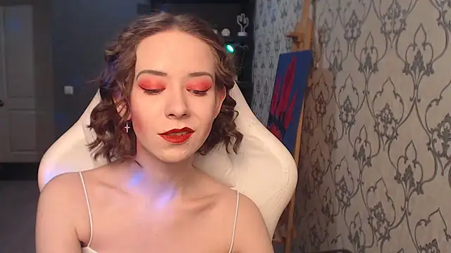 Snapshot of FascinatingEyess chatting on April 17, 2026, 8:34 pm FascinatingEyess online show from April 17, 2026, 8:34 pm