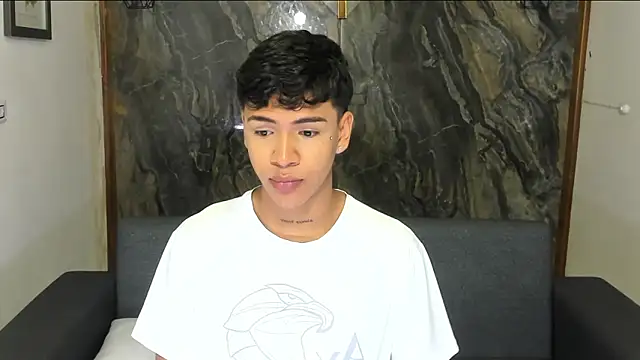 Snapshot of Timmy_King_ chatting on January 9, 2025, 10:20 pm Timmy King online show from January 9, 2025, 10:20 pm