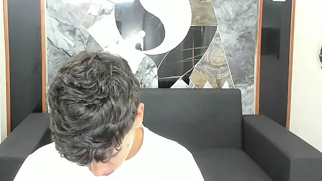 Snapshot of Timmy_King_ chatting on January 20, 2025, 1:18 am Timmy King online show from January 20, 2025, 1:18 am