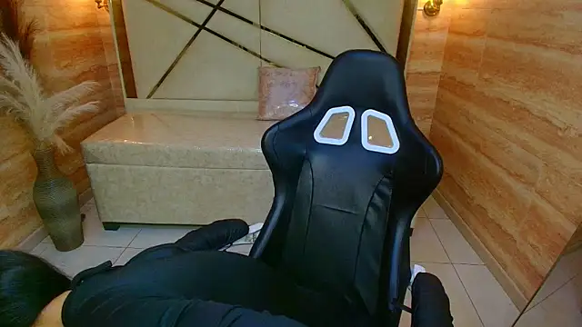 Dakotha v  online show from November 28, 2025, 3:20 am