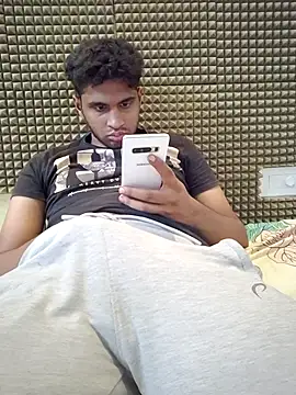 Snapshot of mykecockslong chatting on October 3, 2025, 5:21 pm mykecockslong online show from October 3, 2025, 5:21 pm