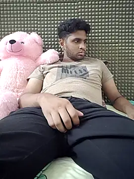 Snapshot of mykecockslong chatting on October 6, 2025, 11:07 am mykecockslong online show from October 6, 2025, 11:07 am