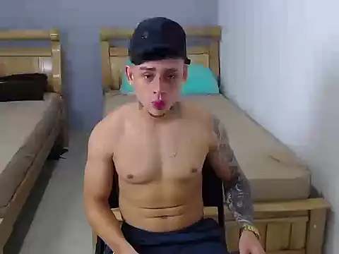 Snapshot of nino_rousse chatting on September 18, 2025, 5:20 am nino rousse online show from September 18, 2025, 5:20 am