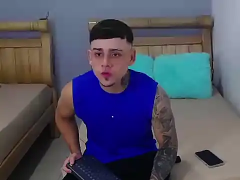 Snapshot of nino_rousse chatting on October 21, 2025, 5:30 am nino rousse online show from October 21, 2025, 5:30 am