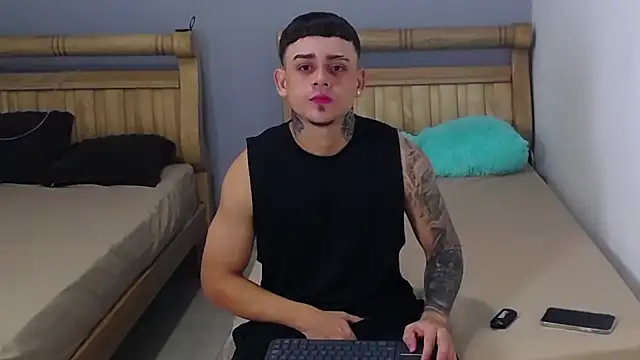 Snapshot of nino_rousse chatting on October 23, 2025, 7:40 am nino rousse online show from October 23, 2025, 7:40 am