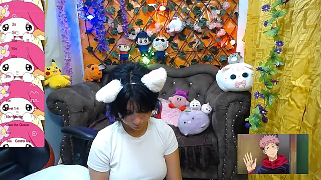 Snapshot of ravenn_20 chatting on February 14, 2025, 11:31 am ravenn 20 online show from February 14, 2025, 11:31 am