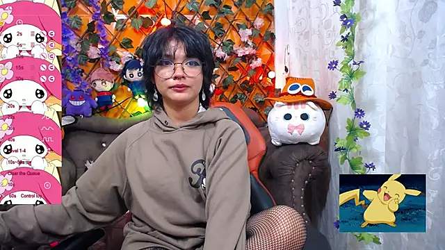 Snapshot of ravenn_20 chatting on March 7, 2025, 5:38 pm ravenn 20 online show from March 7, 2025, 5:38 pm