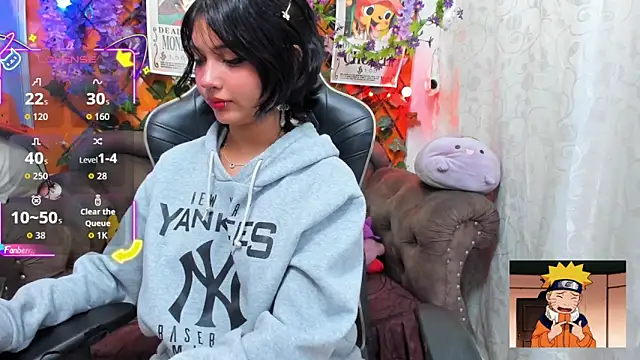 Snapshot of ravenn_20 chatting on January 19, 2026, 11:36 am ravenn 20 online show from January 19, 2026, 11:36 am