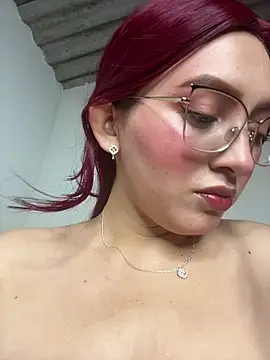 VioletPearson online show from May 29, 2026, 1:31 pm