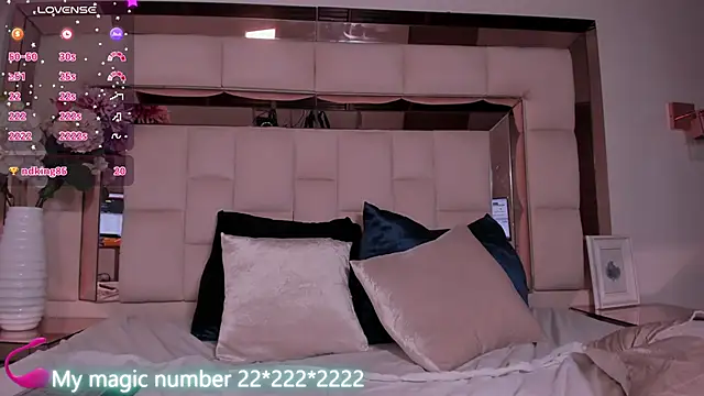 anyi sweet titss online show from December 7, 2024, 5:37 am