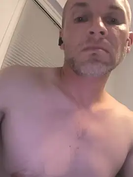 AttractiveSilk5 online show from May 25, 2026, 1:44 am