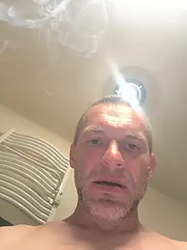 AttractiveSilk5 online show from June 5, 2026, 10:04 pm