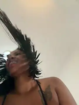 Rose berry online show from March 6, 2026, 7:05 am