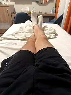 youngermansas online show from September 24, 2025, 7:06 pm