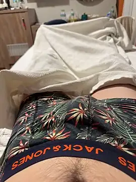 youngermansas online show from September 25, 2025, 2:43 pm