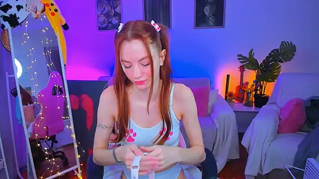 Alyssa Smitt online show from December 5, 2024, 6:54 am
