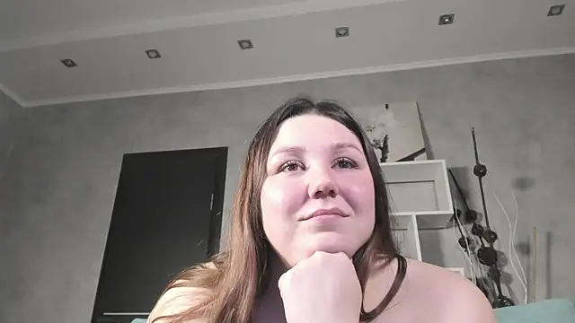 Ruth Oliver online show from December 8, 2024, 11:35 am