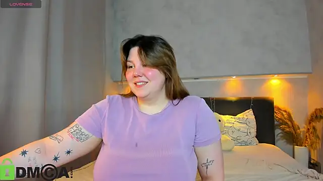 Snapshot of Ruth_Oliver chatting on March 20, 2026, 1:10 am Ruth Oliver online show from March 20, 2026, 1:10 am