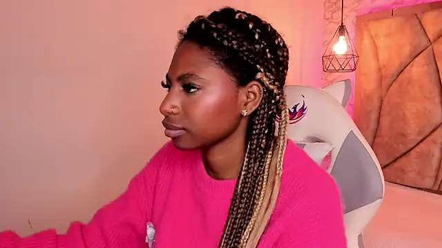 Snapshot of Queen_perla_ chatting on January 27, 2025, 3:18 pm Queen perla online show from January 27, 2025, 3:18 pm