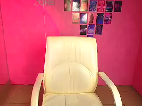 Lissmilf online show from May 9, 2026, 11:37 am