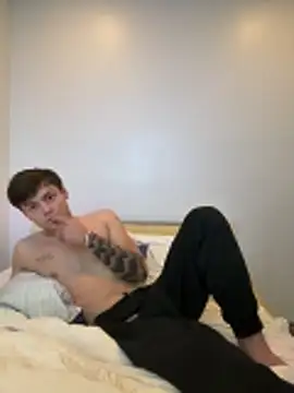 NICKanAMBERCHEAT online show from January 6, 2026, 2:43 pm