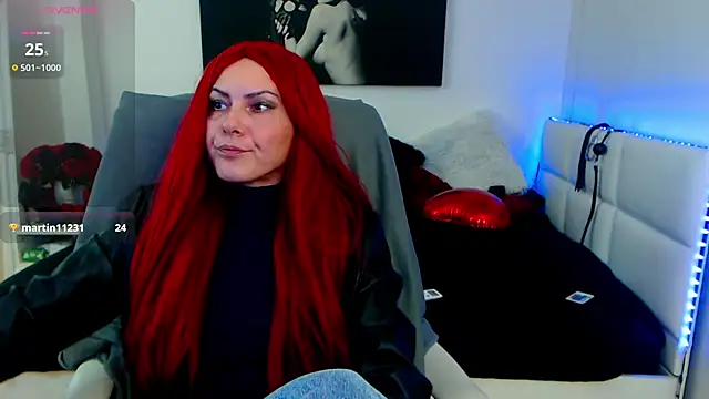 Snapshot of EvelynQueenn chatting on March 4, 2025, 6:58 am EvelynQueenn online show from March 4, 2025, 6:58 am