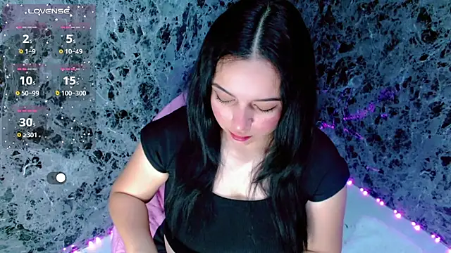 Snapshot of Lanna_belle28 chatting on December 4, 2025, 1:53 pm Lanna belle28 online show from December 4, 2025, 1:53 pm