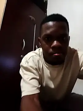 Snapshot of Uncletee112 chatting on November 9, 2025, 9:57 pm Uncletee112 online show from November 9, 2025, 9:57 pm