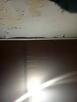 Snapshot of Uncletee112 chatting on January 5, 2026, 8:01 pm Uncletee112 online show from January 5, 2026, 8:01 pm