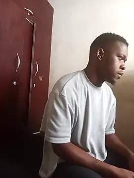 Snapshot of Uncletee112 chatting on January 6, 2026, 10:08 am Uncletee112 online show from January 6, 2026, 10:08 am