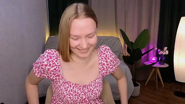 CarolynCohen   online show from February 11, 2025, 5:26 am