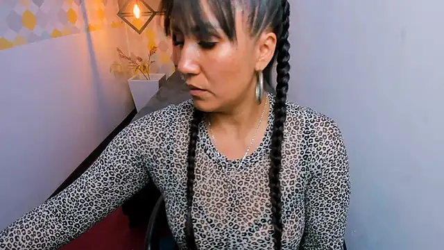 GiaFox  online show from December 19, 2024, 11:46 pm