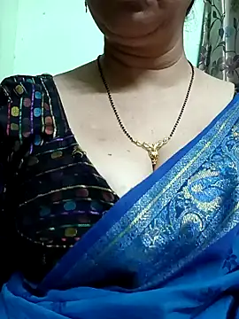 Rosy-B online show from December 7, 2024, 9:44 pm