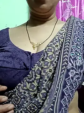 Rosy-B online show from February 10, 2026, 9:52 pm