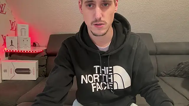 Cookieboy88 online show from September 17, 2025, 5:14 pm