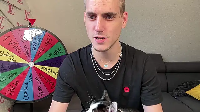 Cookieboy88 online show from October 16, 2025, 3:24 pm