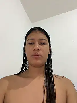 Valentinabaker online show from October 30, 2025, 9:11 am