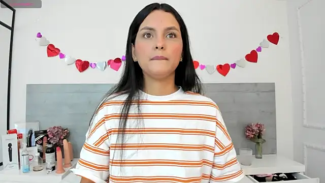 DulceColeman online show from February 22, 2025, 3:23 am