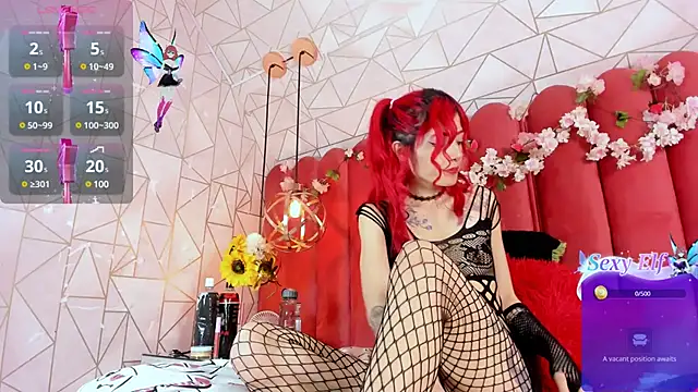 Alicebenett online show from December 13, 2024, 1:55 pm
