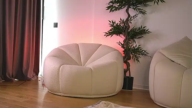 Cherrysweett online show from July 2, 2026, 6:08 am