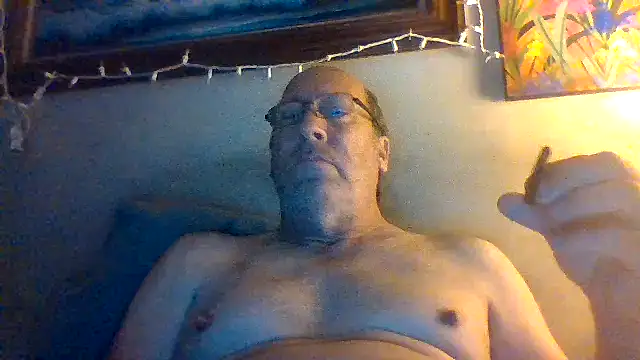 Snapshot of hornyrich69 chatting on February 21, 2026, 7:20 am hornyrich69 online show from February 21, 2026, 7:20 am