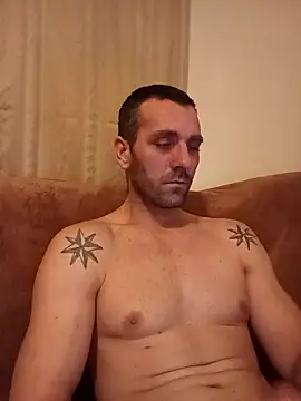 Snapshot of Aian09 chatting on January 12, 2026, 12:05 am Aian09 online show from January 12, 2026, 12:05 am