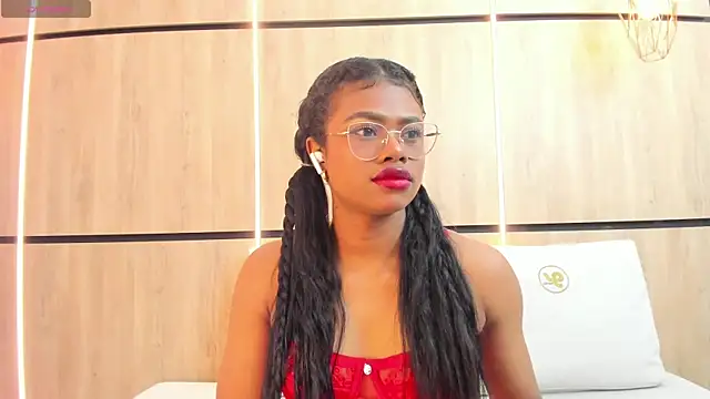 julianna smith  online show from December 20, 2024, 2:41 am