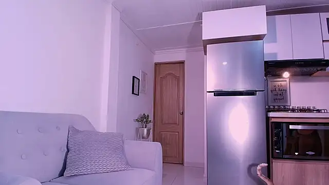 DannaHyde online show from March 7, 2026, 8:39 pm