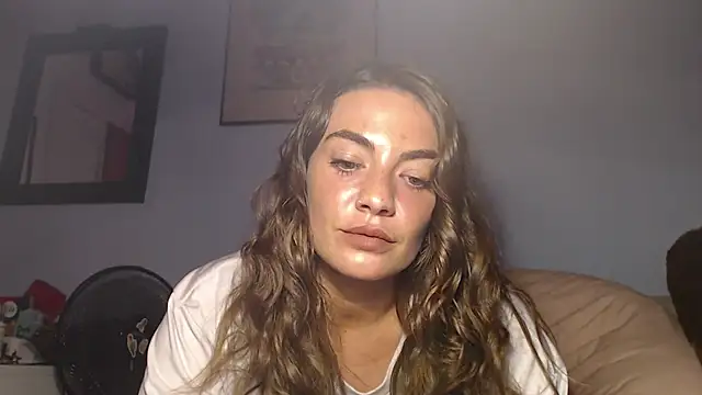 LillyLust21 online show from May 26, 2026, 11:56 pm