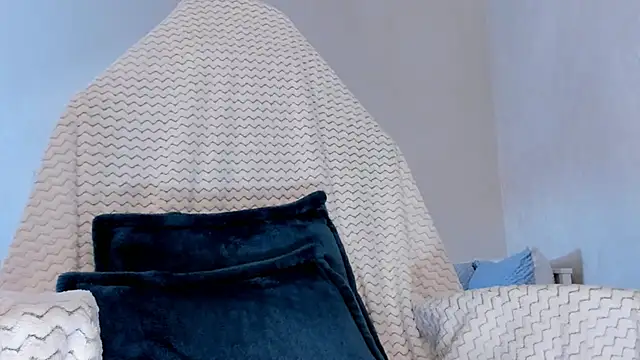 Britney Ross online show from March 22, 2025, 6:33 am