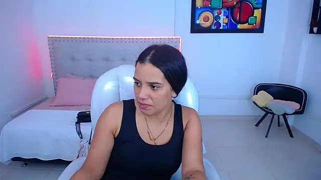 Snapshot of Chiqui_milk_ chatting on January 7, 2025, 6:56 pm Chiqui milk online show from January 7, 2025, 6:56 pm