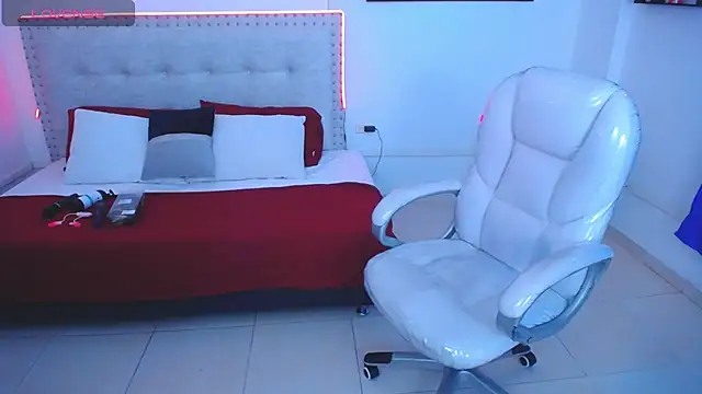 Snapshot of Chiqui_milk_ chatting on January 10, 2025, 7:32 pm Chiqui milk online show from January 10, 2025, 7:32 pm