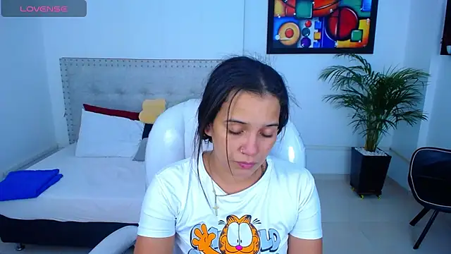 Snapshot of Chiqui_milk_ chatting on January 13, 2025, 6:27 pm Chiqui milk online show from January 13, 2025, 6:27 pm