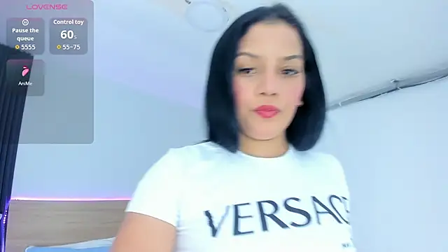 Snapshot of Chiqui_milk_ chatting on September 24, 2025, 6:44 pm Chiqui milk online show from September 24, 2025, 6:44 pm